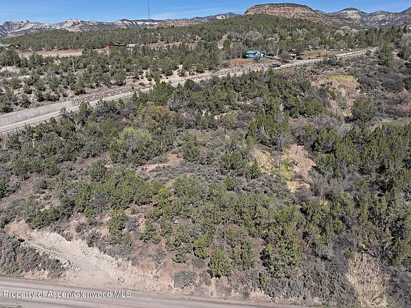 3rd image of 58450 Buzzard Creek Rd