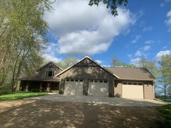 36595 Daybreak Dr, Cohasset, MN 55721