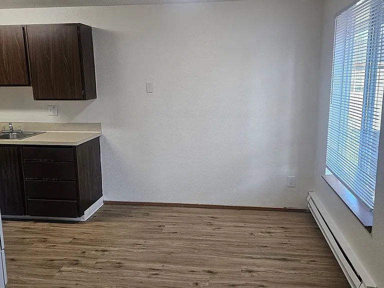 9209 Washington Blvd SW — Photo 18