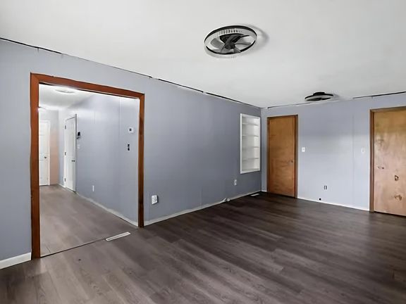 5th image of 313 N Padgett St