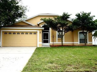 1052 Brenton Manor Dr, Winter Haven, FL 33881