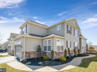 1104 Ridgeview Dr, Morgantown, PA 19543