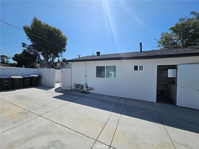 1554 Orange Ave #C — Photo 8