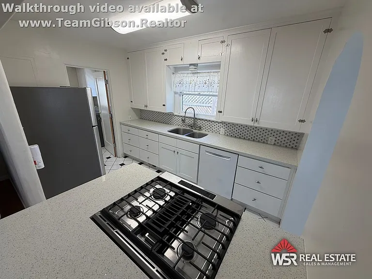 4601 Merrill Ave — Photo 5