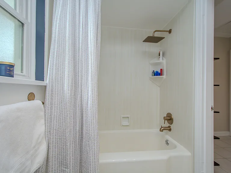 1942 Trevilian Way — Photo 18