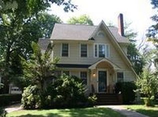 318 Edgewood Ave, Teaneck, NJ 07666