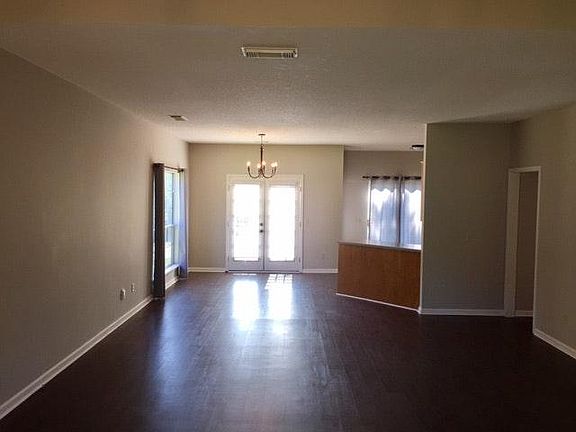 5th image of 2507 2nd Ave NE
