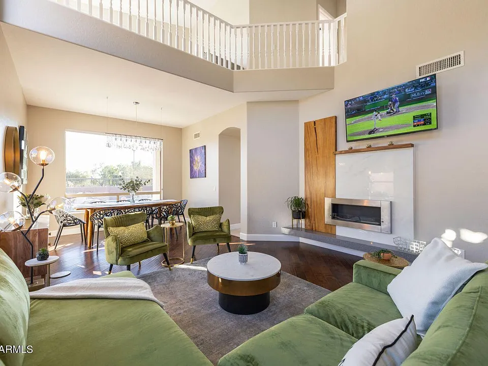 3055 N Red Mountain #212