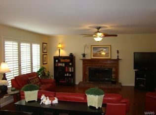 429 Brooks Glen Ct, Ballwin, MO 63021