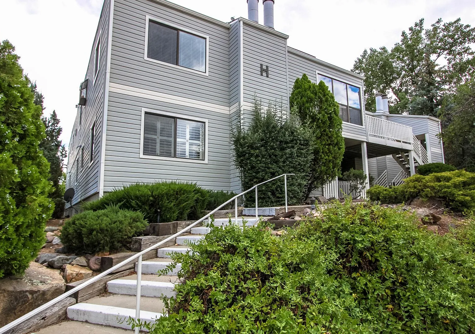 Granite Creek Condo — Photo 1