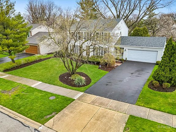 3rd image of 345 Lakeside Dr
