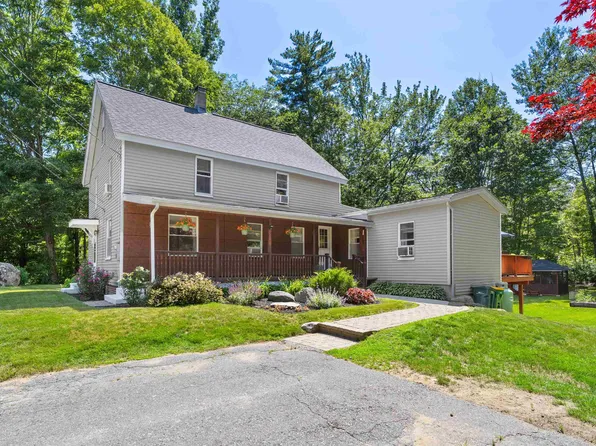 35 Sandown Road, Fremont, NH 03044