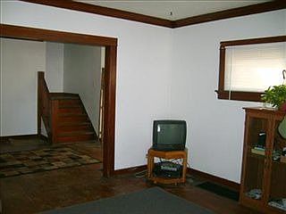 4th image of 1464 Huffman Ave