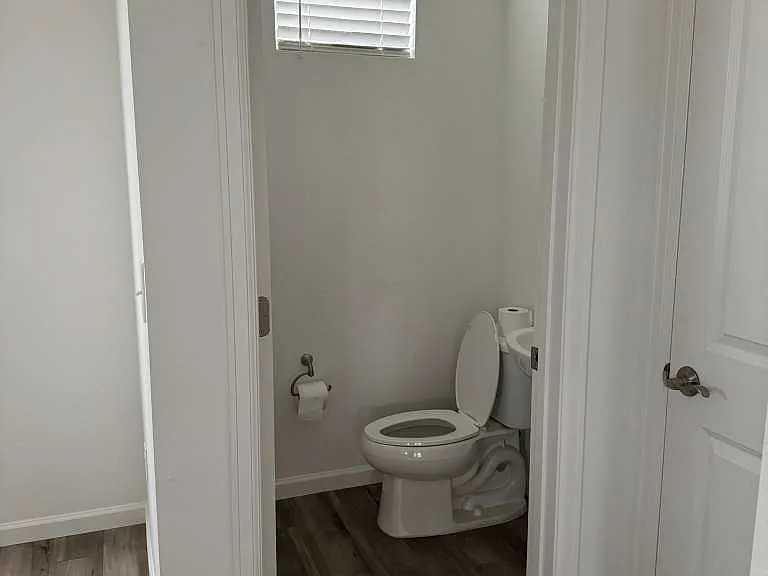 6984 Merseyside Ln — Photo 18
