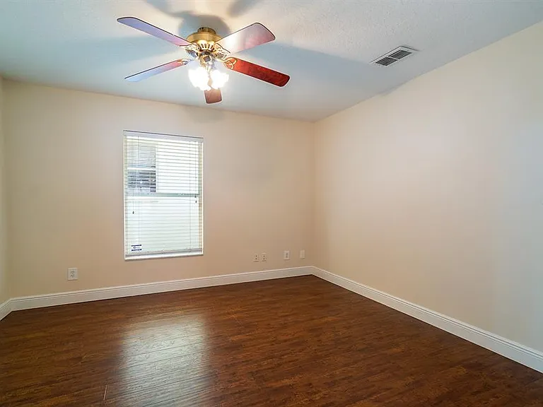13518 Briarmoor Ct — Photo 15