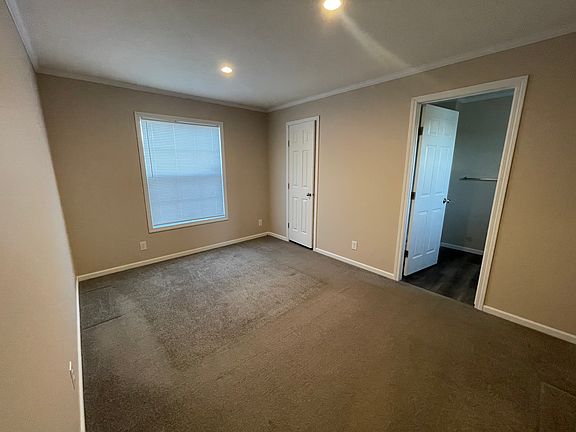 5th image of 11266 Concord Ln #420