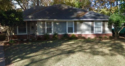 366 Gloria Ave Photo 1