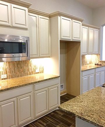 4th image of 2023 Glendon Dr