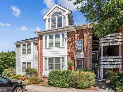 7592 Lakeside Village Dr APT K, Falls Church, VA, 22042