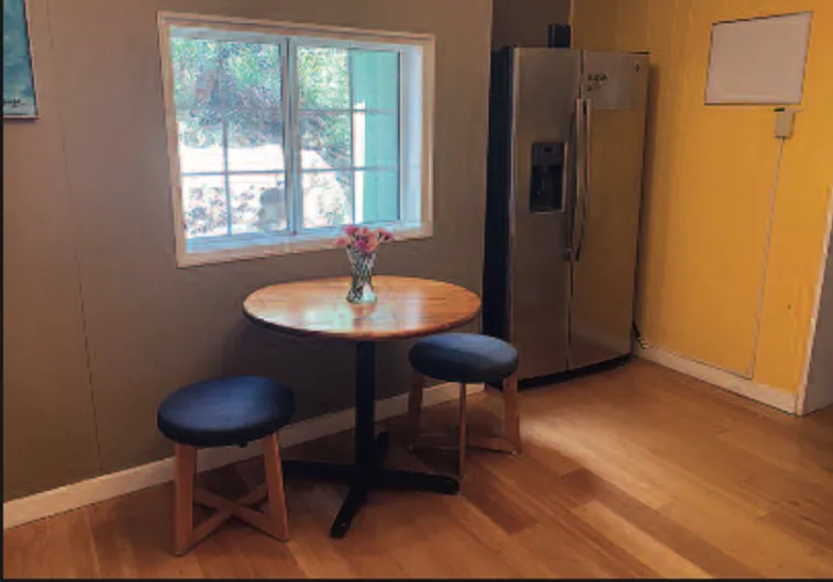 2 bed, 1.5 bath, 1408 sqft, $1,550 — Photo 3