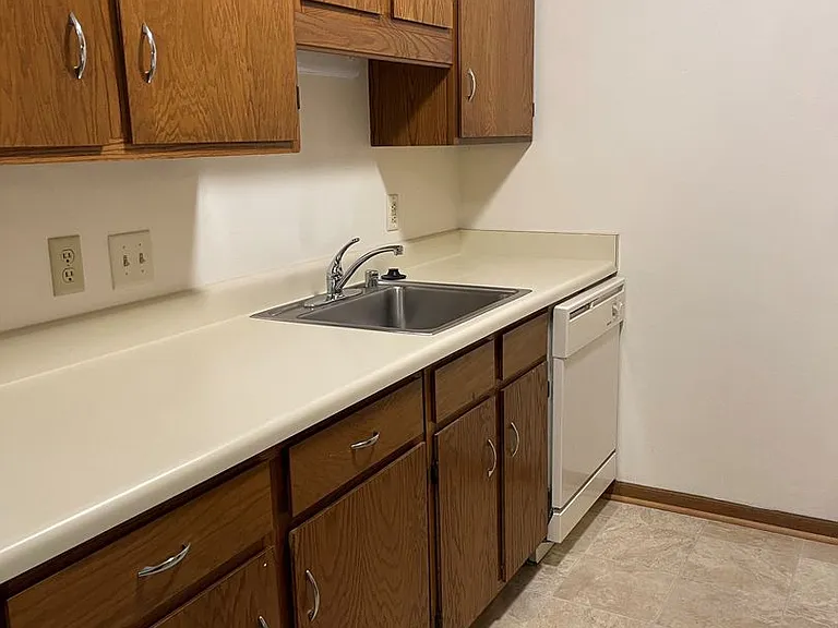 Pineview — Photo 65