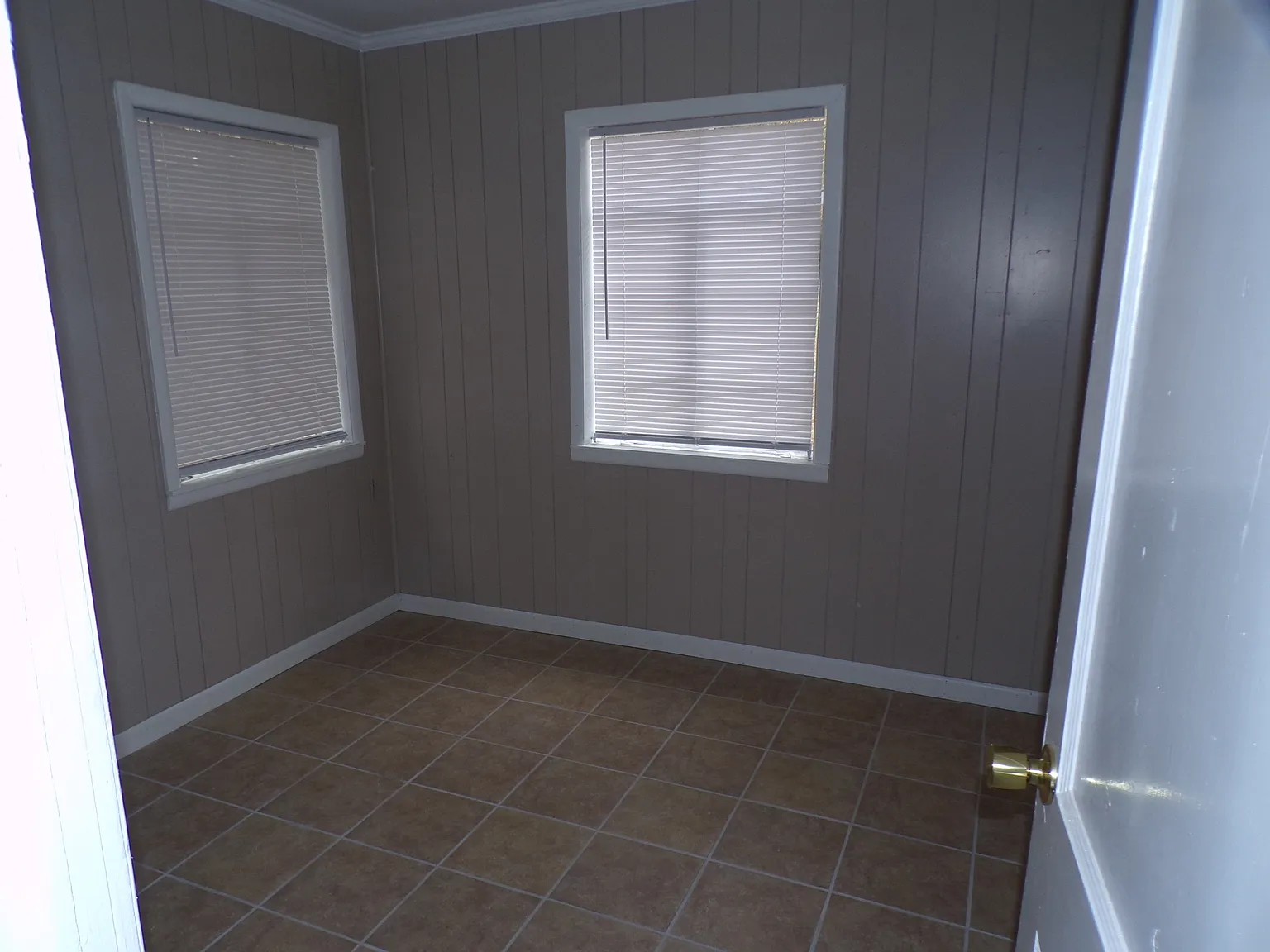 2 bed, 750 sqft, $750 — Photo 4