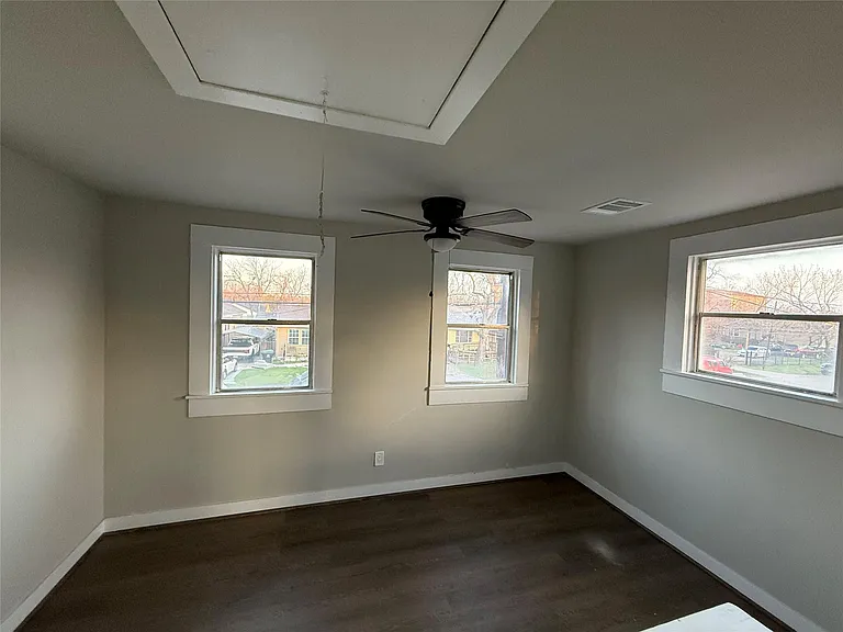 4103 Delhi St — Photo 13