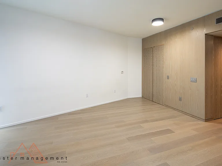 1000 Auahi St #705 — Photo 7