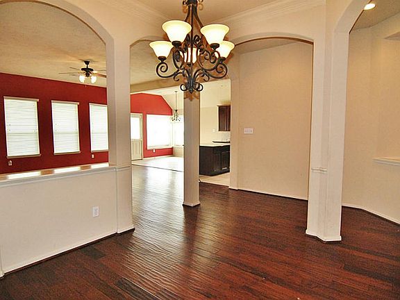 5th image of 16 Santa Clarita Cir