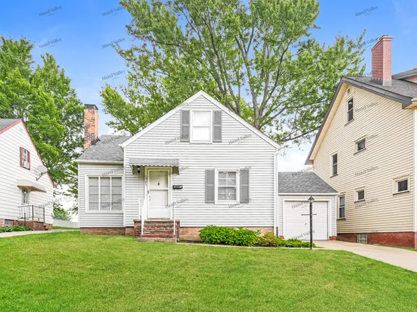 1585 Sheffield Rd, South Euclid, OH 44121