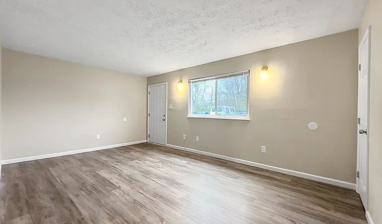 2215 Washington Pike #2 — Photo 4