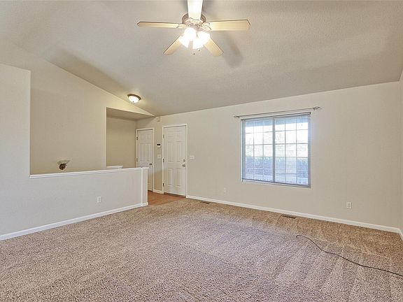 5th image of 2706 Marina St