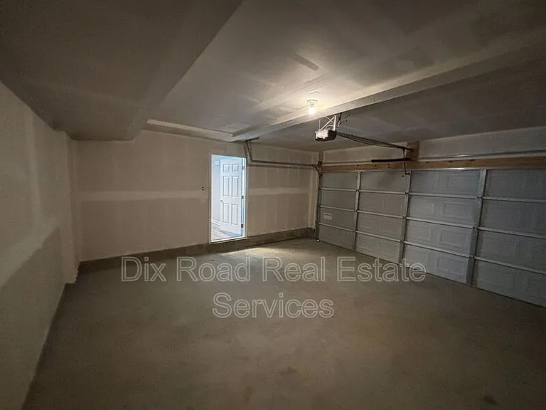 424 W Kemper Rd — Photo 31