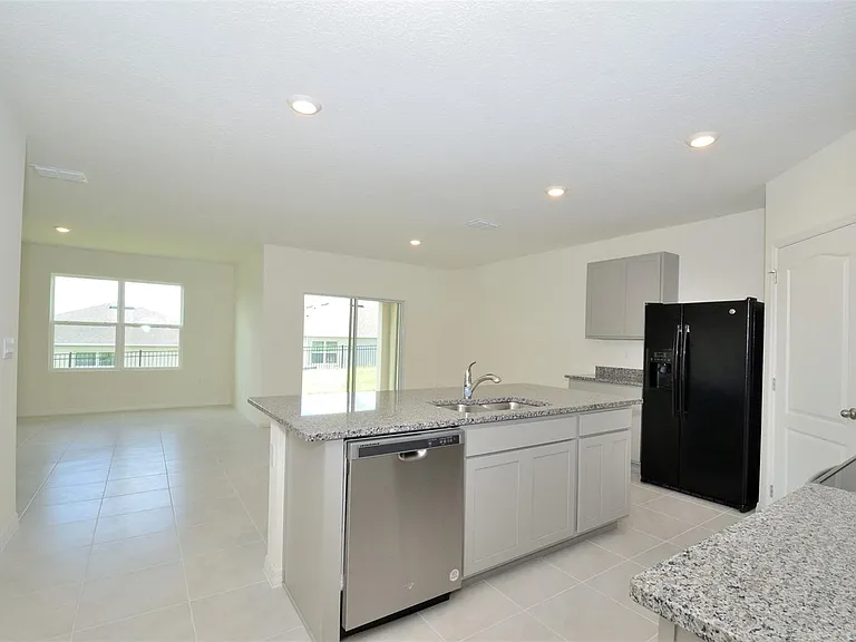 2343 Canyon Oak Dr — Photo 6