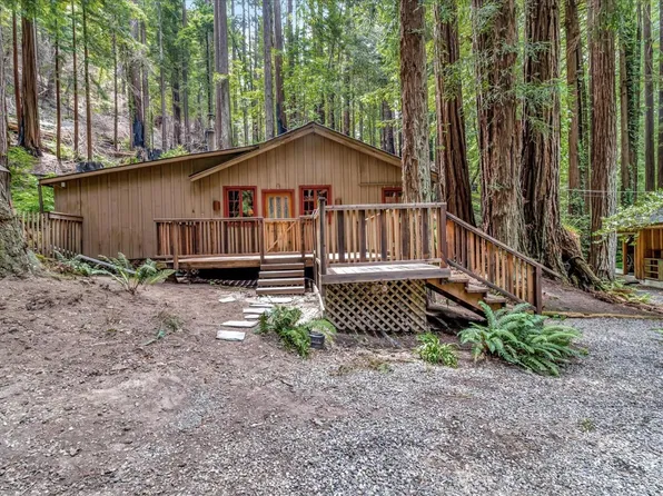 60 Redwood Ave, Pescadero, CA 94060