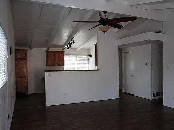 Living Room / Kitchen