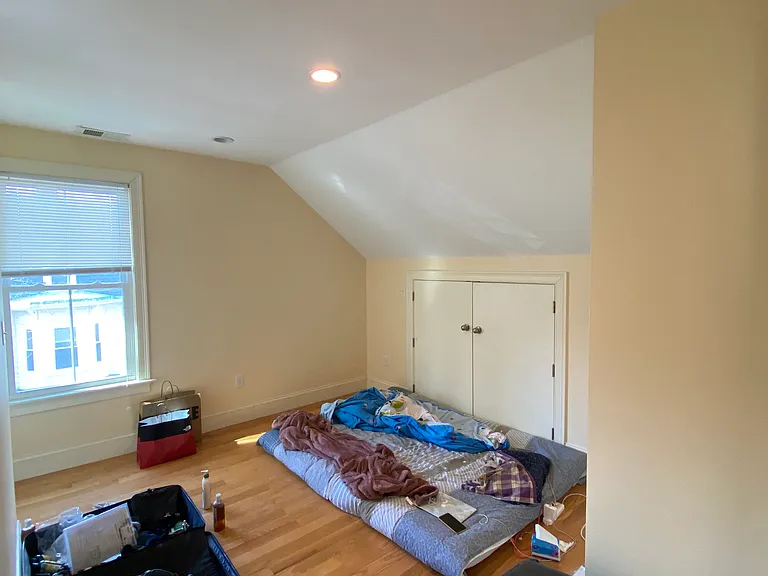 11 Sparhawk St #4 — Photo 6