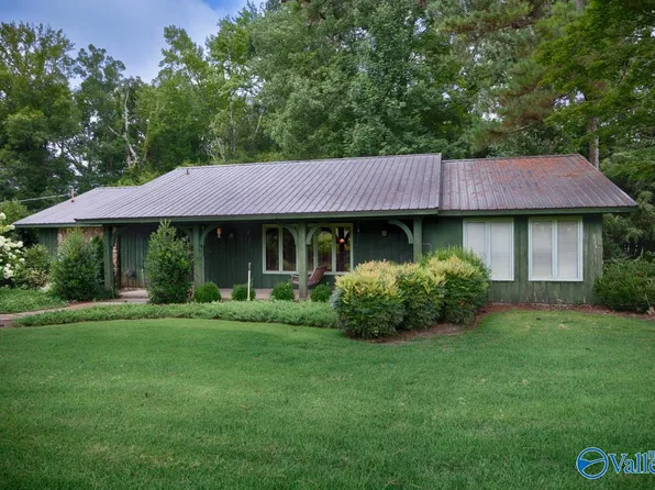 17185 Holland Hts, Athens, AL 35613