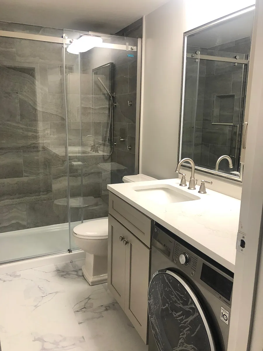 Building Photo - 770 W Ferry St #17B