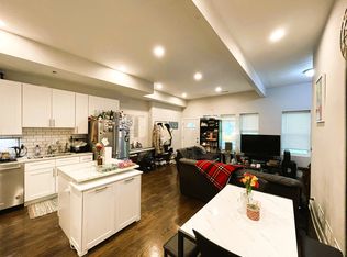 3327 W Pierce Ave APT 2, Chicago, IL 60651