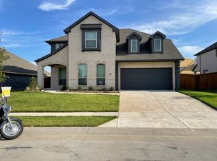 1004 Timber Ridge Dr, Justin, TX 76247