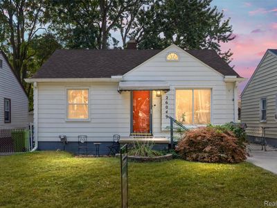 26049 Brettonwoods St, Madison Heights, MI, 48071