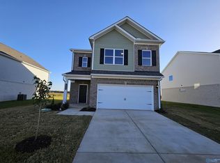 176 Mill Valley Way, New Market, AL 35761