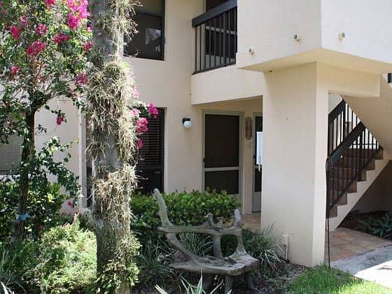 1st image of 1033 Villa Dr APT A101