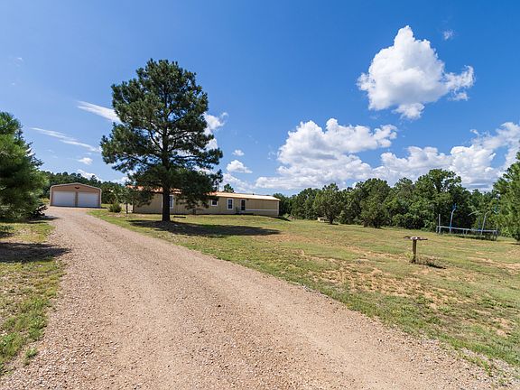 4th image of 37 Nizhoni Ln