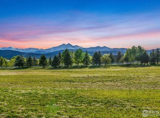 9715 Meadow Ridge Ln, Longmont, CO 80504