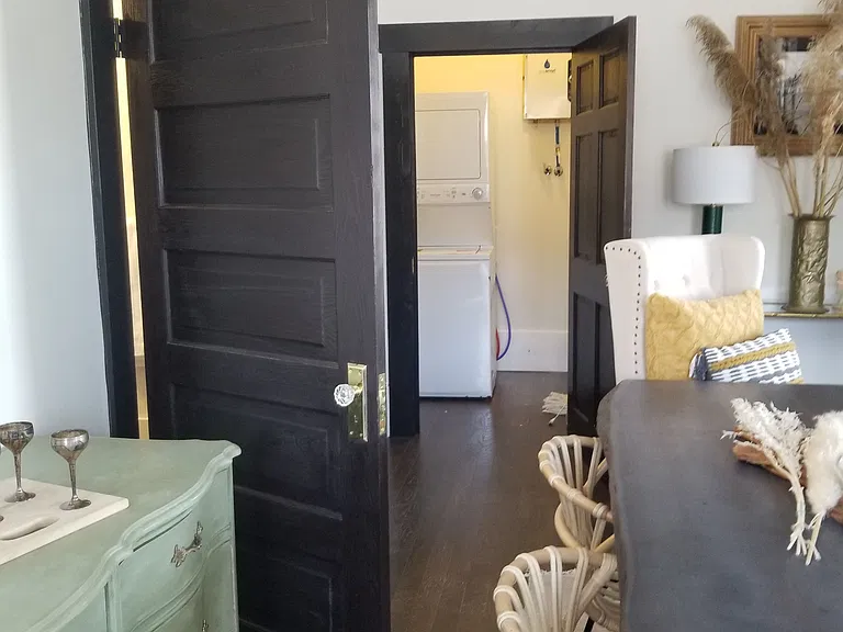 2 bed, 2.0 bath, 1600 sqft, $2,500 — Photo 18