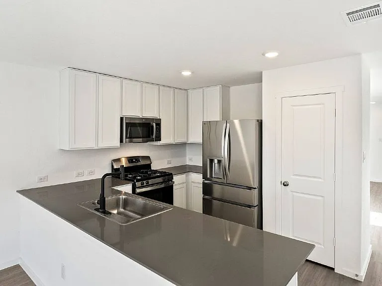 9119 Selene Pl — Photo 10