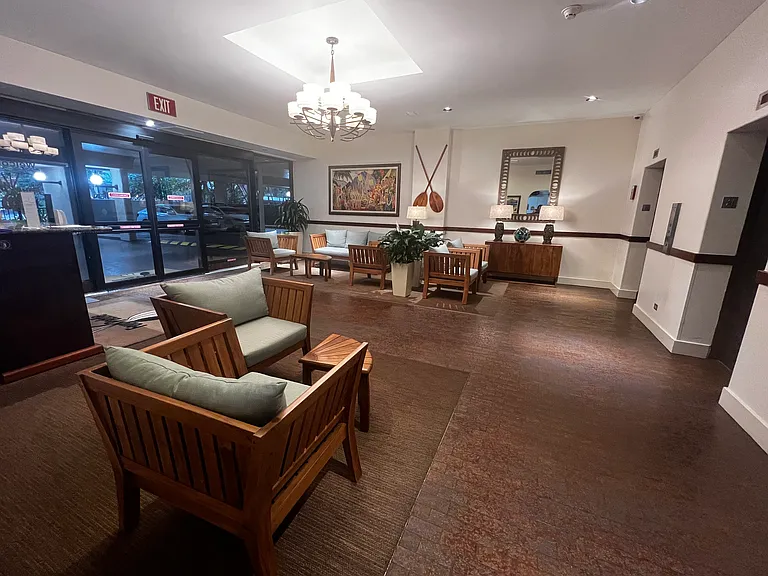 2140 Kuhio Ave #1205 — Photo 7