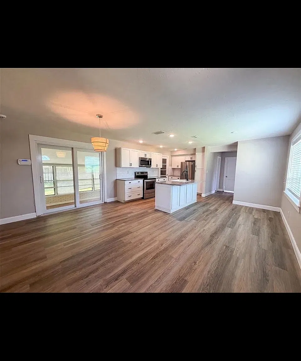 3 bed, 1588 sqft, $1,710 — Photo 2